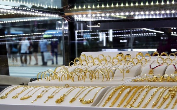 금값 고공행진이 이어지고 있는 23일 서울 종로구 한국금거래소 진열대에 진열된 금 제품들의 모습 [제공=연합뉴스]