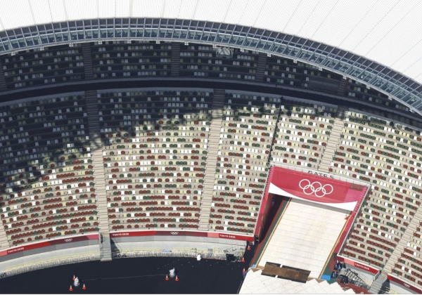 도쿄올림픽·패럴림픽 주경기장인 일본 국립경기장 관중석 전경.