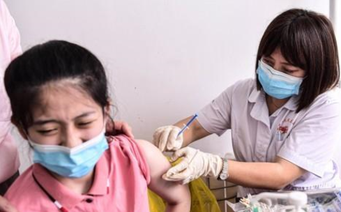 중국의 코로나19 백신 접종 현장