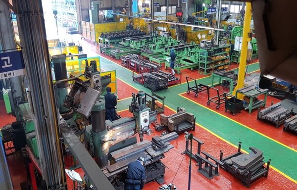 동양기계공업(주) 공장 생산라인