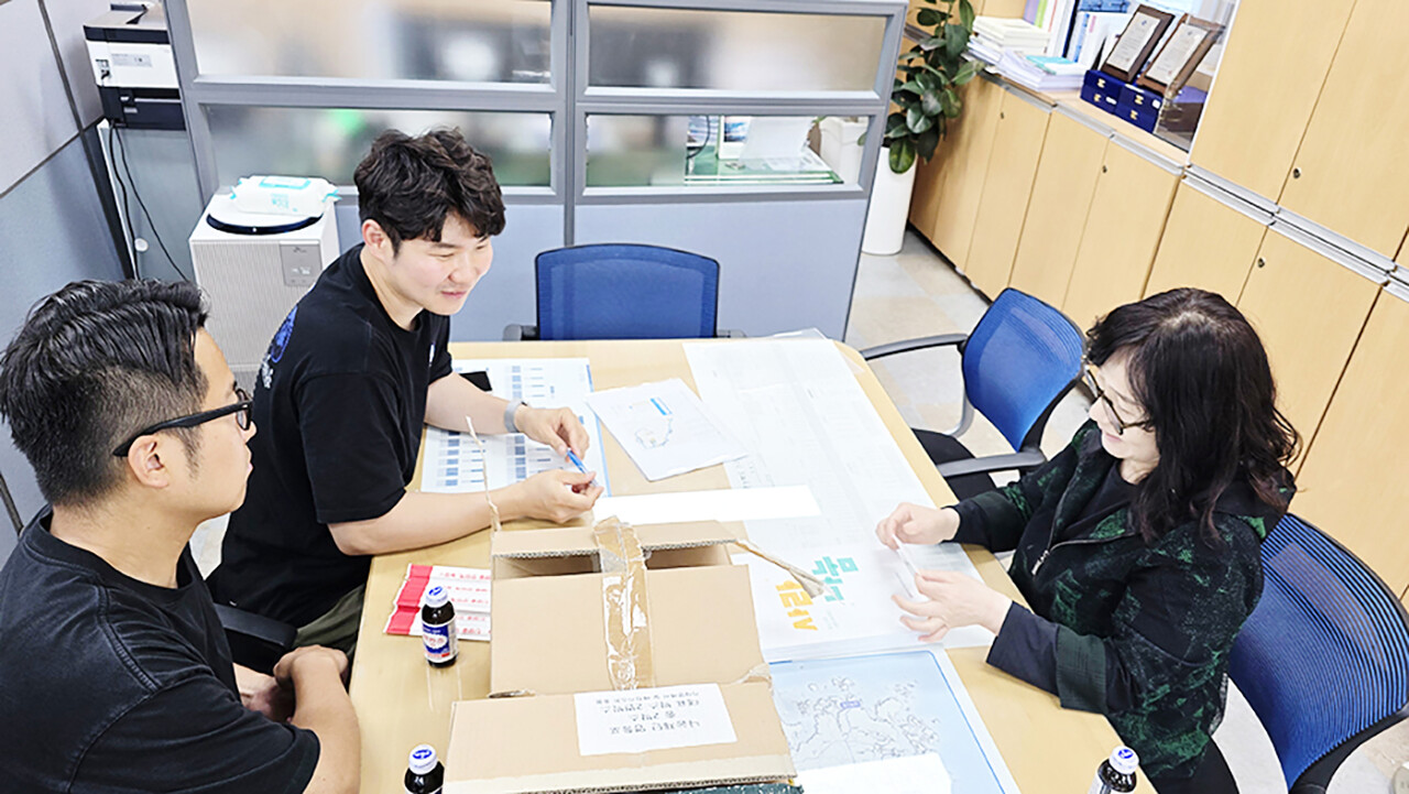 재단은 영양군청 관계자와 만나 재단의 지원물자 전달 현황을 점검하고 애로사항을 청취했다.