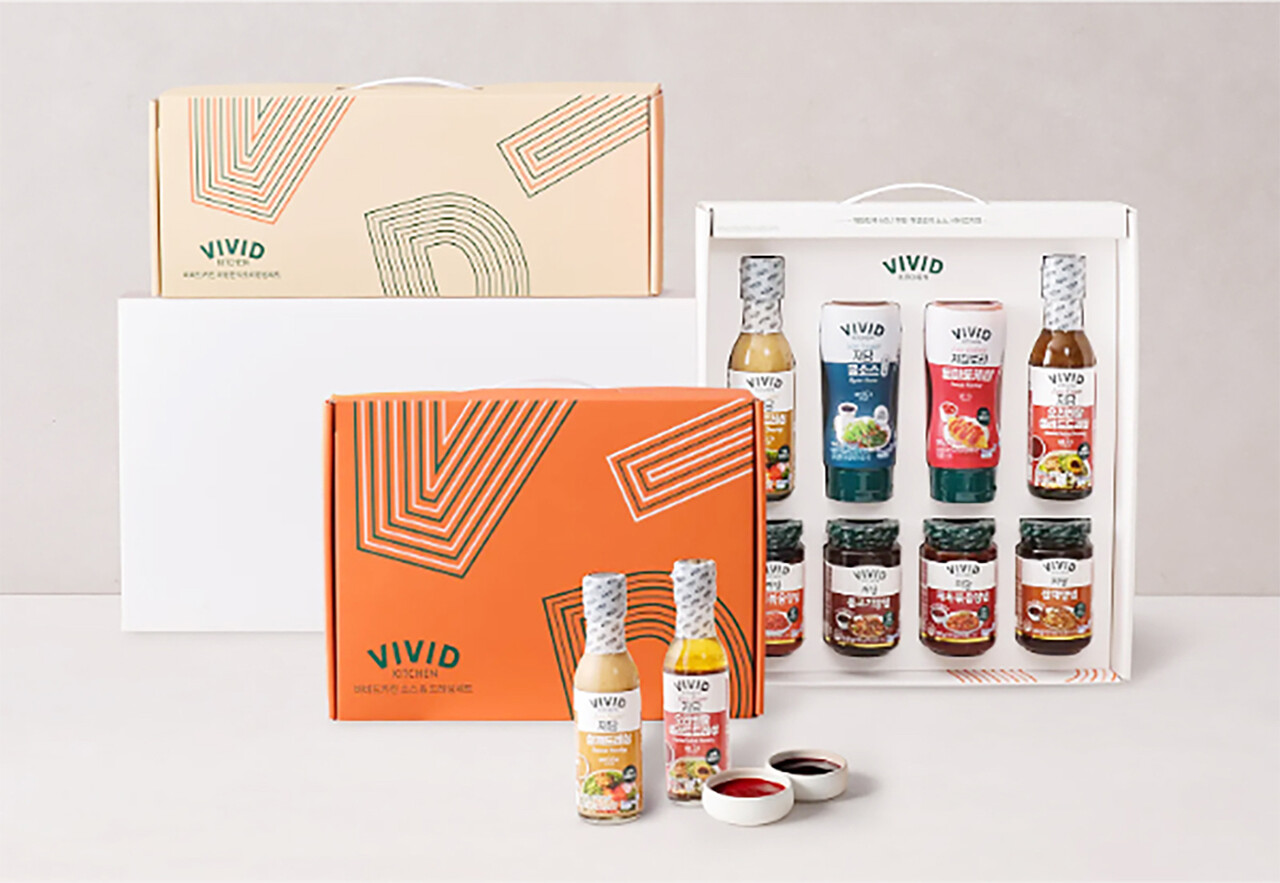 동원홈푸드의 비비드키친 저염, 저칼로리 선물세트