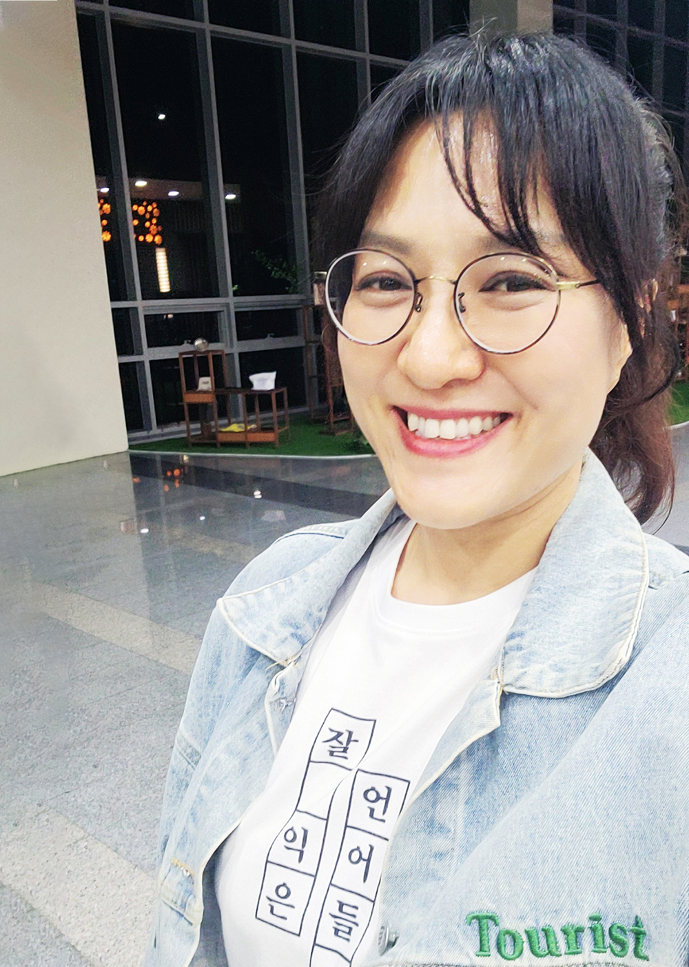 9년째 한결같이 책방을 지켜온 이지선 대표는 “버텨낸 하루의 소중함을 잊지 않겠다”며 “즐겁고 선한 영향력으로 이웃에게 노란우산 같은 존재가 되고자 한다”고 밝혔다.