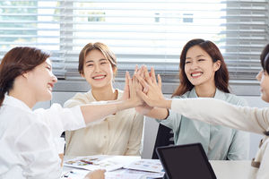 여성기업 유니콘 도약, '창업 장려' 만으론 한계 - 뉴스 썸네일 이미지