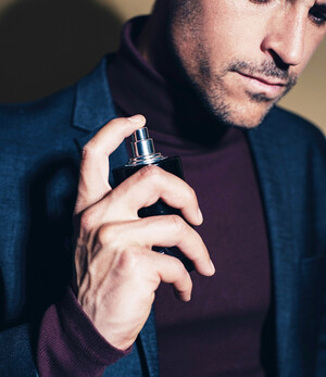 협상스킬·패션보다 한수 위 비즈니스의 완성 '향수' - 뉴스 썸네일 이미지